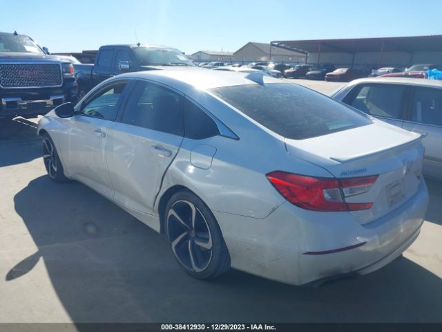 Photo 2 VIN: 1HGCV1F35JA012695 - HONDA ACCORD 