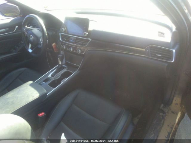 Photo 4 VIN: 1HGCV1F35JA076879 - HONDA ACCORD SEDAN 