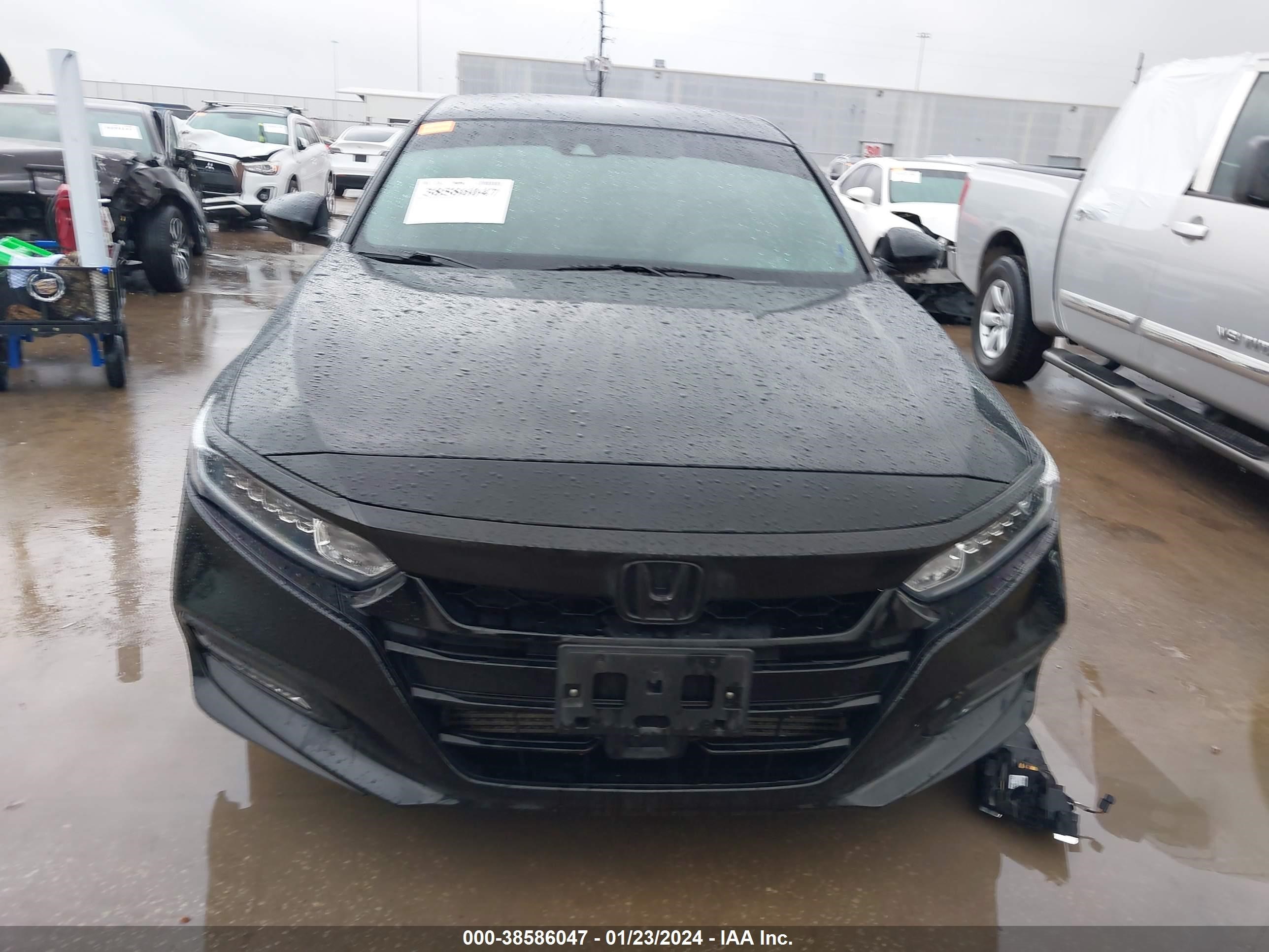 Photo 11 VIN: 1HGCV1F35JA092158 - HONDA ACCORD 