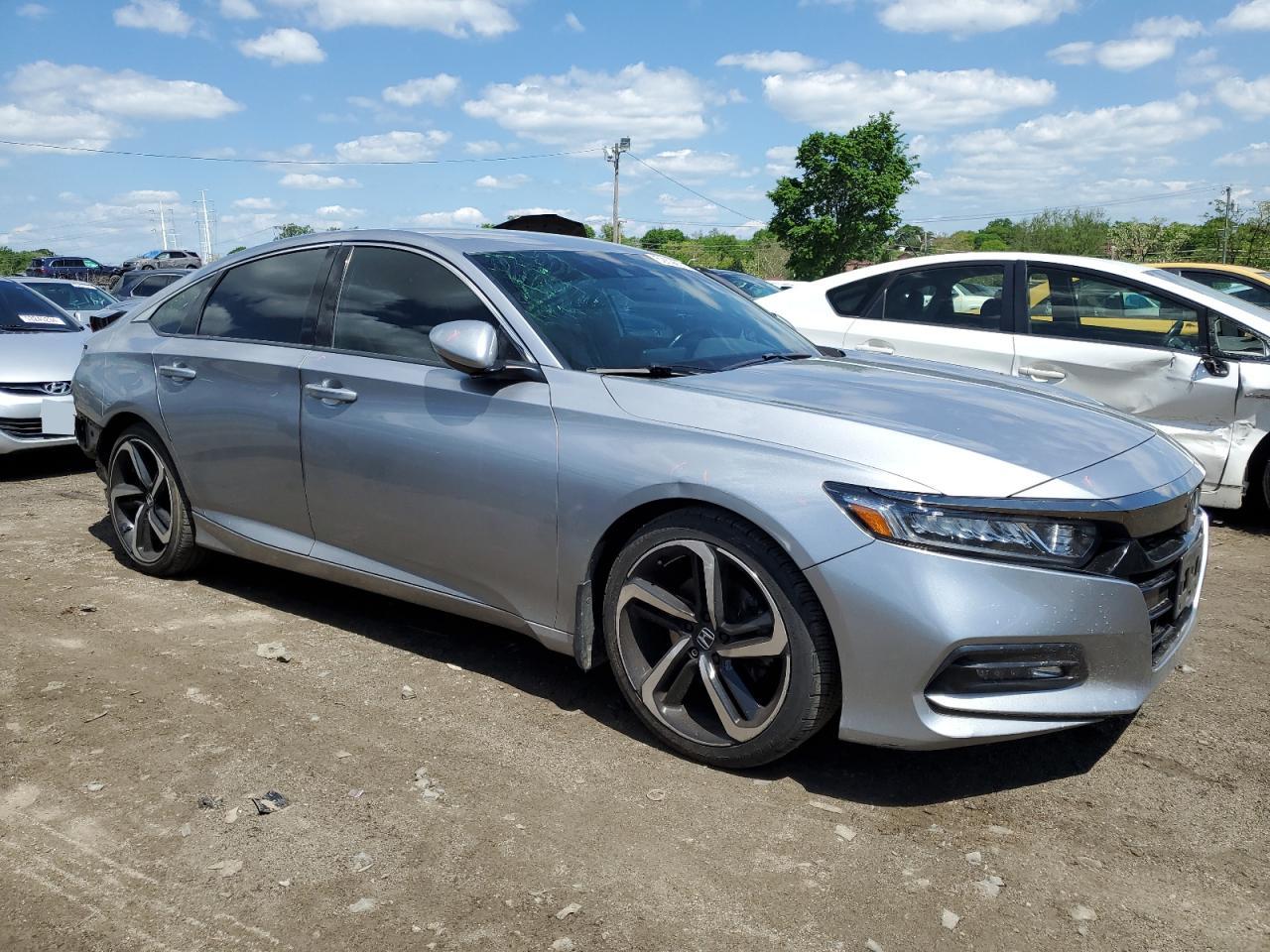 Photo 3 VIN: 1HGCV1F35JA109184 - HONDA ACCORD 