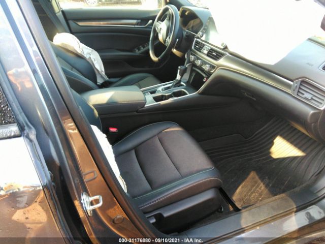 Photo 4 VIN: 1HGCV1F35JA118550 - HONDA ACCORD SEDAN 