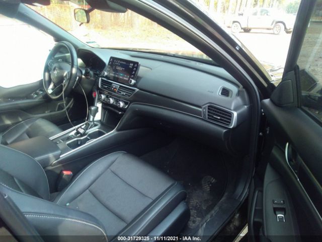 Photo 4 VIN: 1HGCV1F35JA257769 - HONDA ACCORD SEDAN 