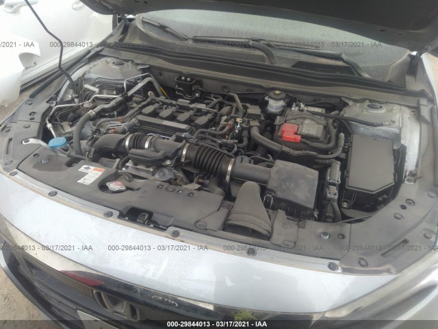 Photo 9 VIN: 1HGCV1F35KA044757 - HONDA ACCORD SEDAN 