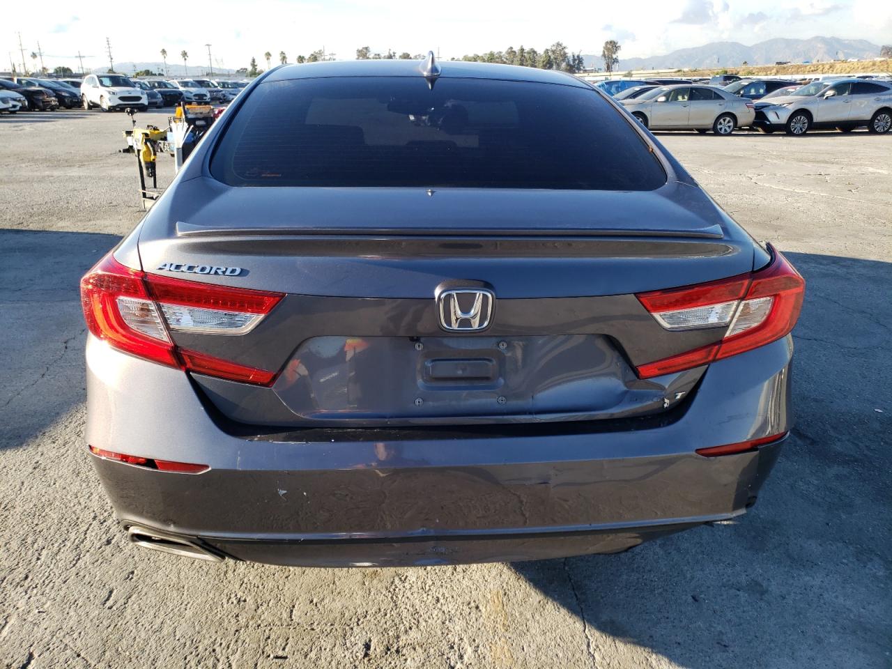 Photo 5 VIN: 1HGCV1F35KA091089 - HONDA ACCORD 