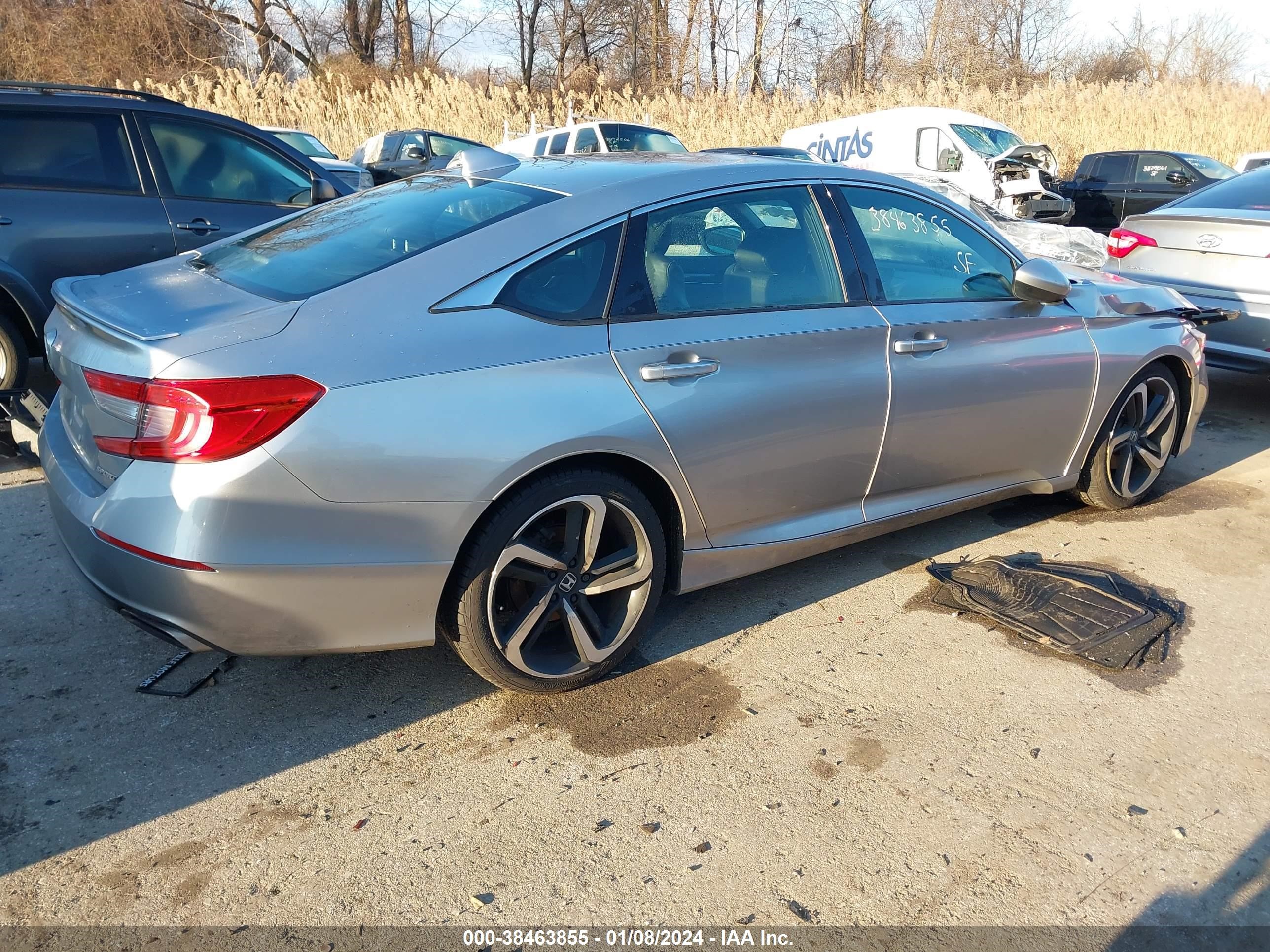 Photo 3 VIN: 1HGCV1F35KA134412 - HONDA ACCORD 