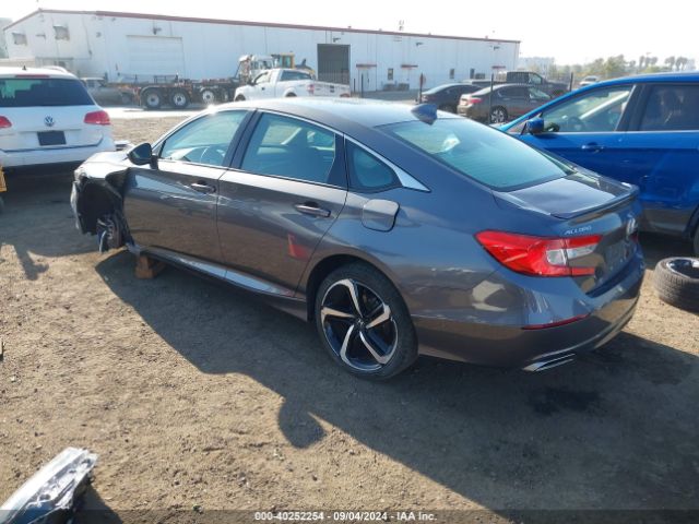 Photo 2 VIN: 1HGCV1F35LA104618 - HONDA ACCORD 