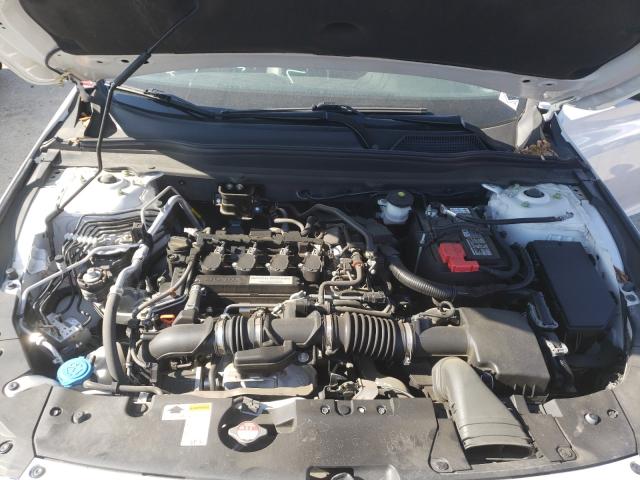 Photo 6 VIN: 1HGCV1F36JA069813 - HONDA ACCORD SPO 