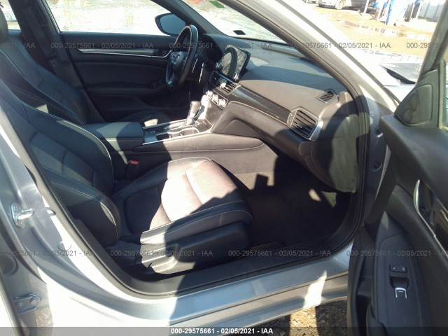 Photo 4 VIN: 1HGCV1F36JA097885 - HONDA ACCORD SEDAN 