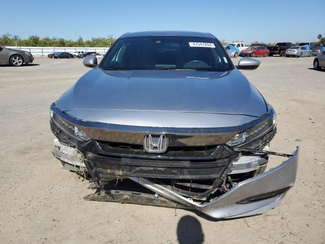 Photo 4 VIN: 1HGCV1F36JA125877 - HONDA ACCORD 