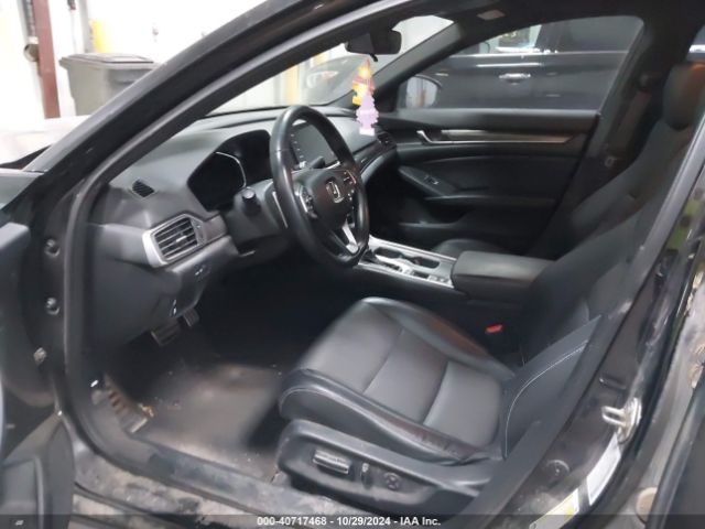 Photo 4 VIN: 1HGCV1F36JA150374 - HONDA ACCORD 