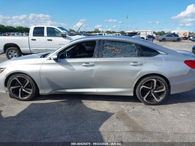 Photo 5 VIN: 1HGCV1F36JA152464 - HONDA ACCORD 