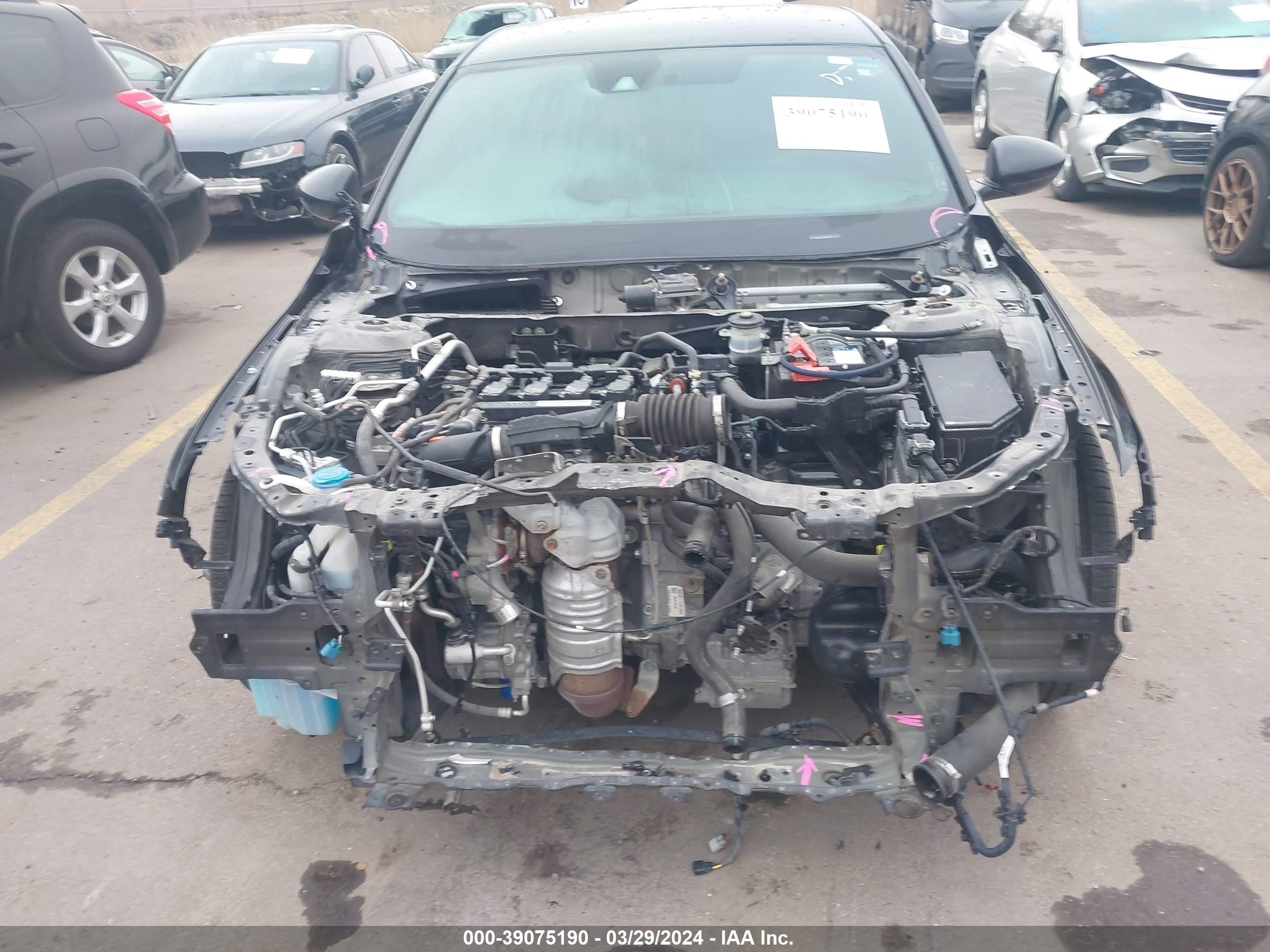 Photo 12 VIN: 1HGCV1F36JA166557 - HONDA ACCORD 