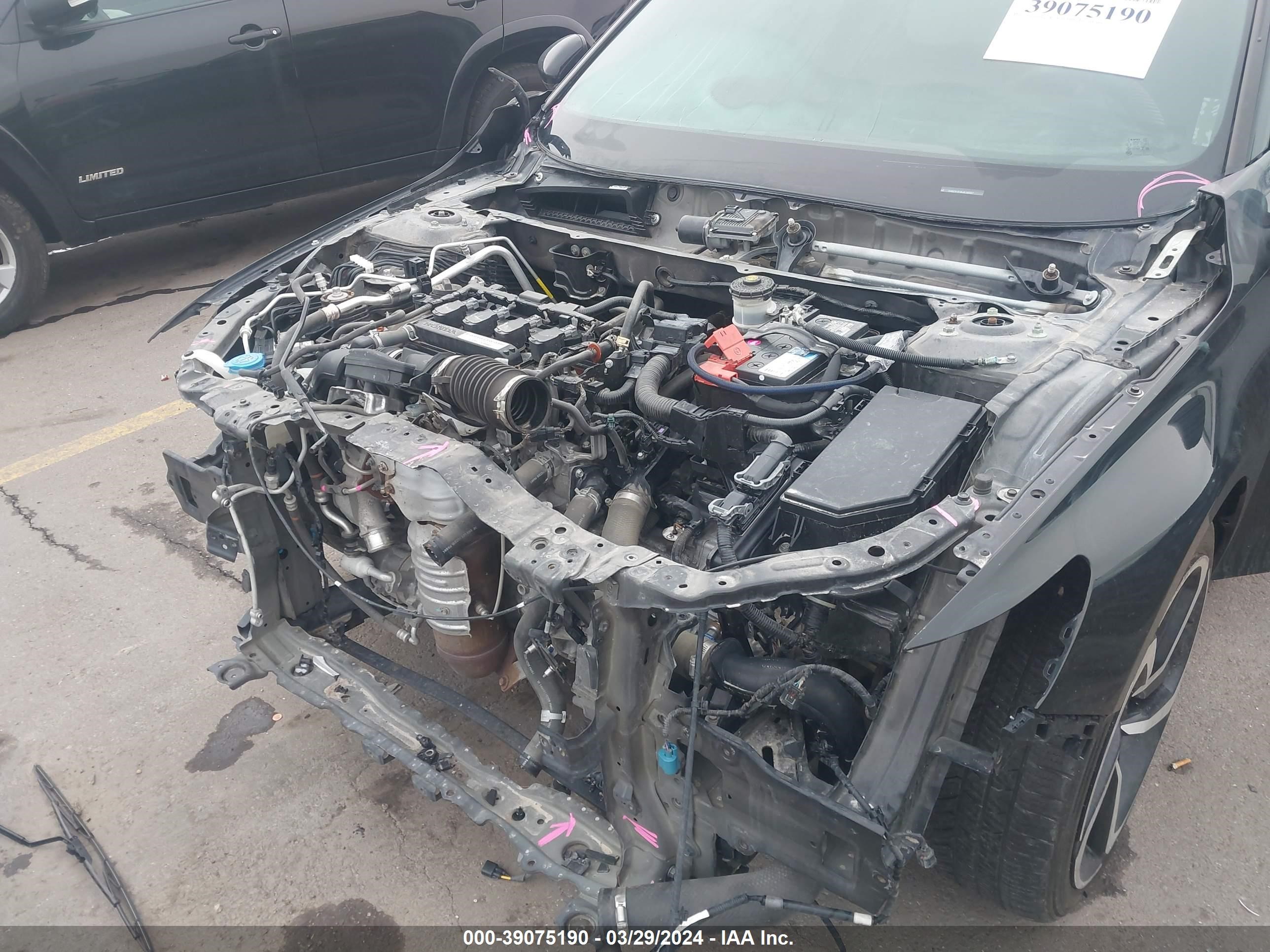 Photo 5 VIN: 1HGCV1F36JA166557 - HONDA ACCORD 