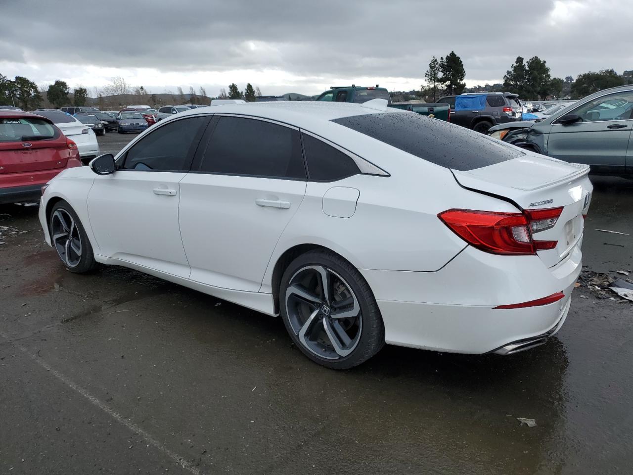 Photo 1 VIN: 1HGCV1F36JA227146 - HONDA ACCORD 