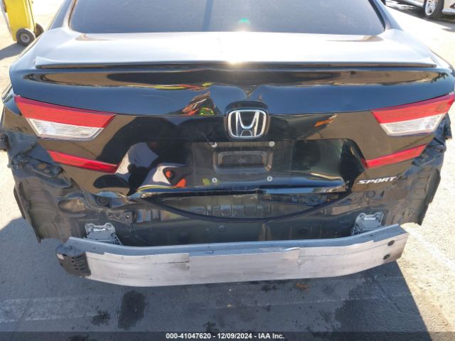 Photo 5 VIN: 1HGCV1F36JA239605 - HONDA ACCORD 