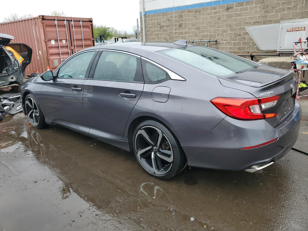 Photo 1 VIN: 1HGCV1F36JA254198 - HONDA ACCORD 