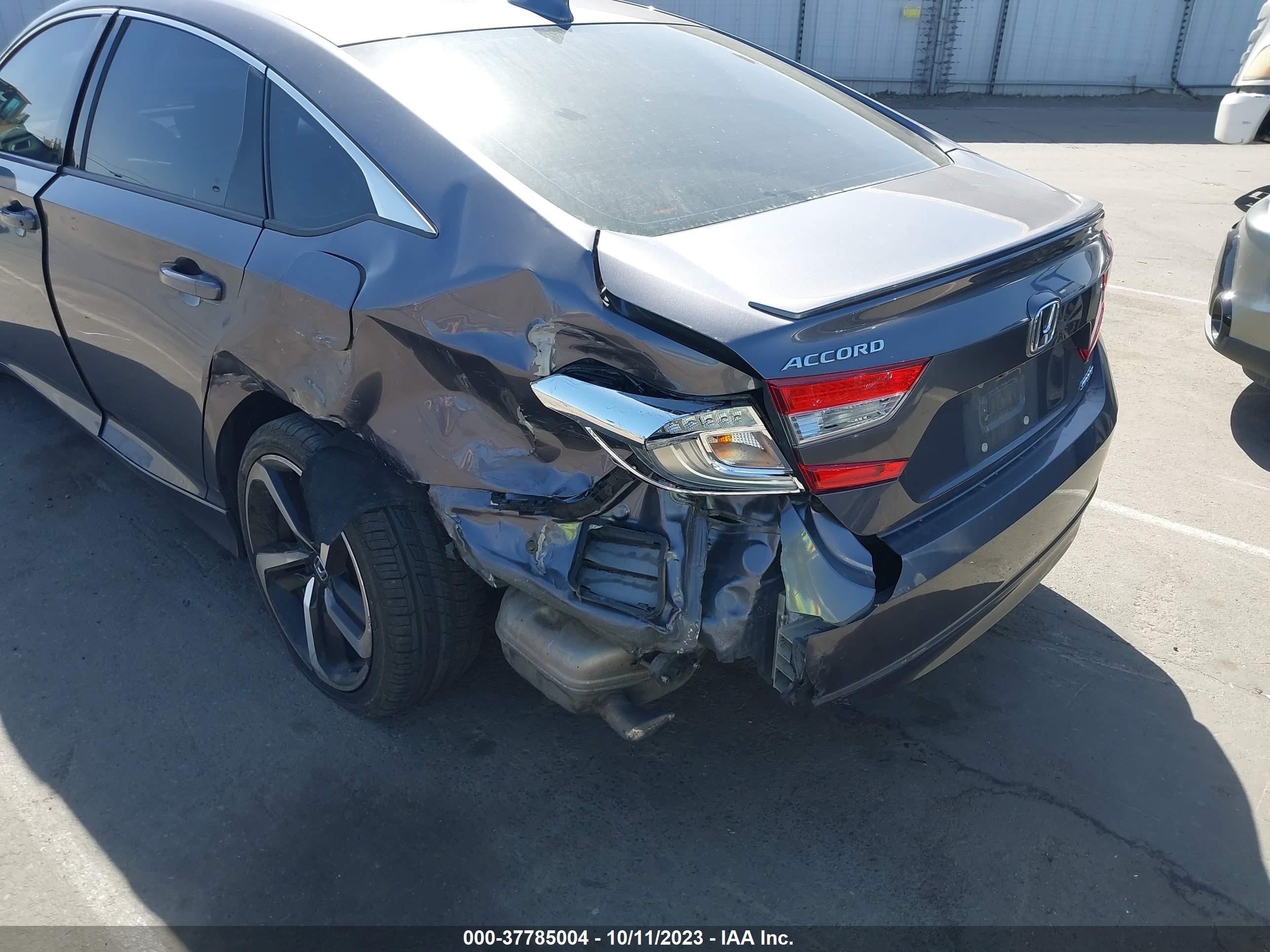 Photo 5 VIN: 1HGCV1F36KA007961 - HONDA ACCORD 