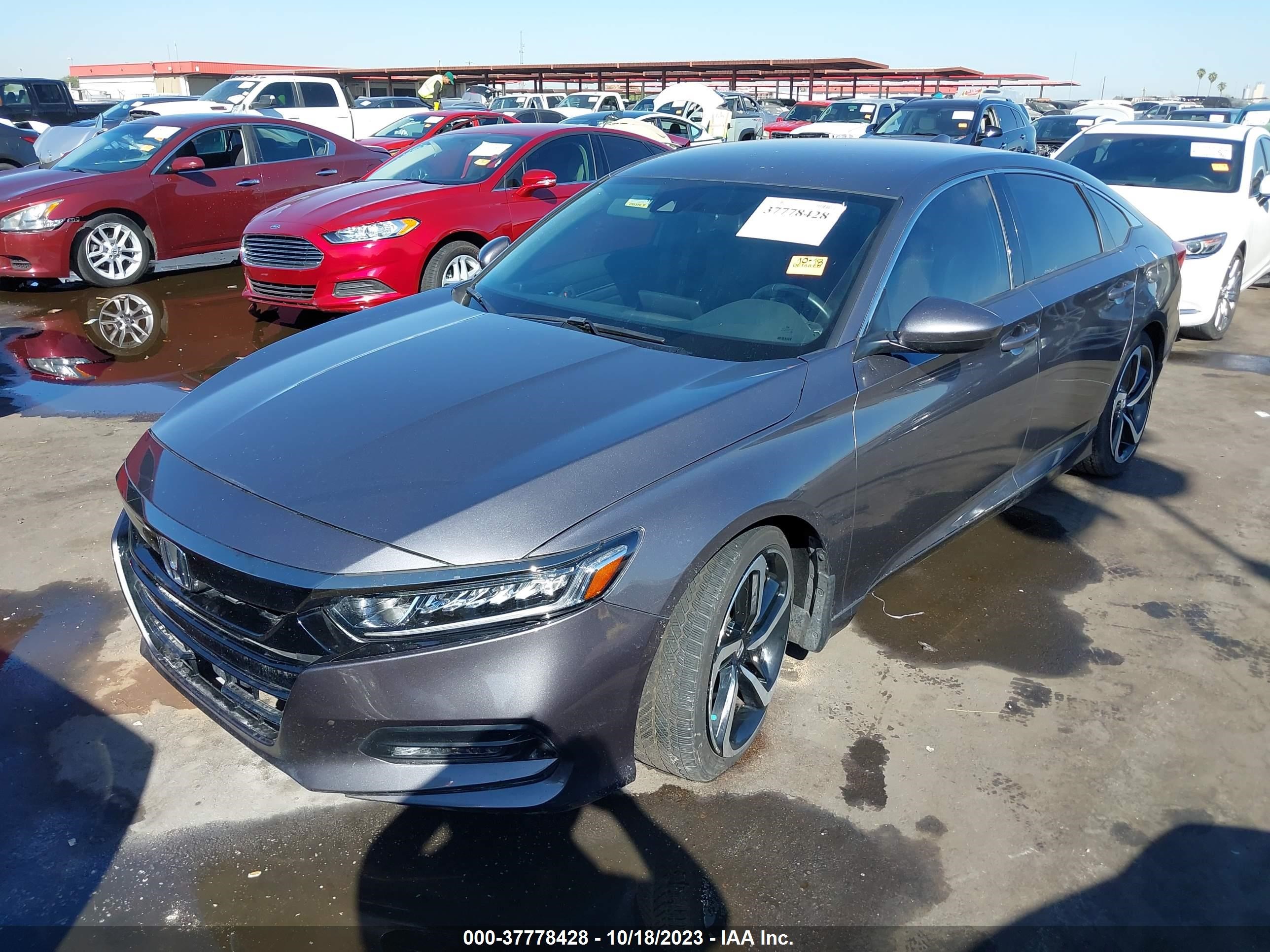 Photo 1 VIN: 1HGCV1F36KA031113 - HONDA ACCORD 