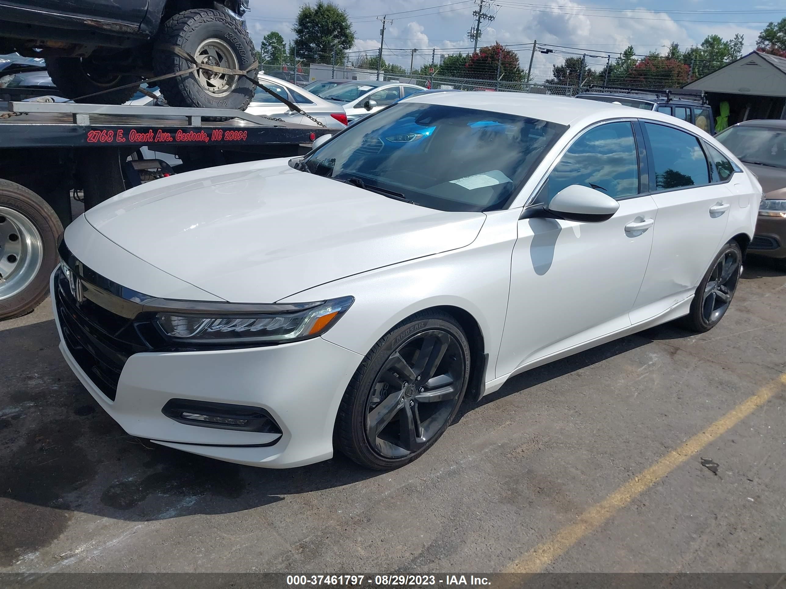 Photo 1 VIN: 1HGCV1F36KA037655 - HONDA ACCORD 