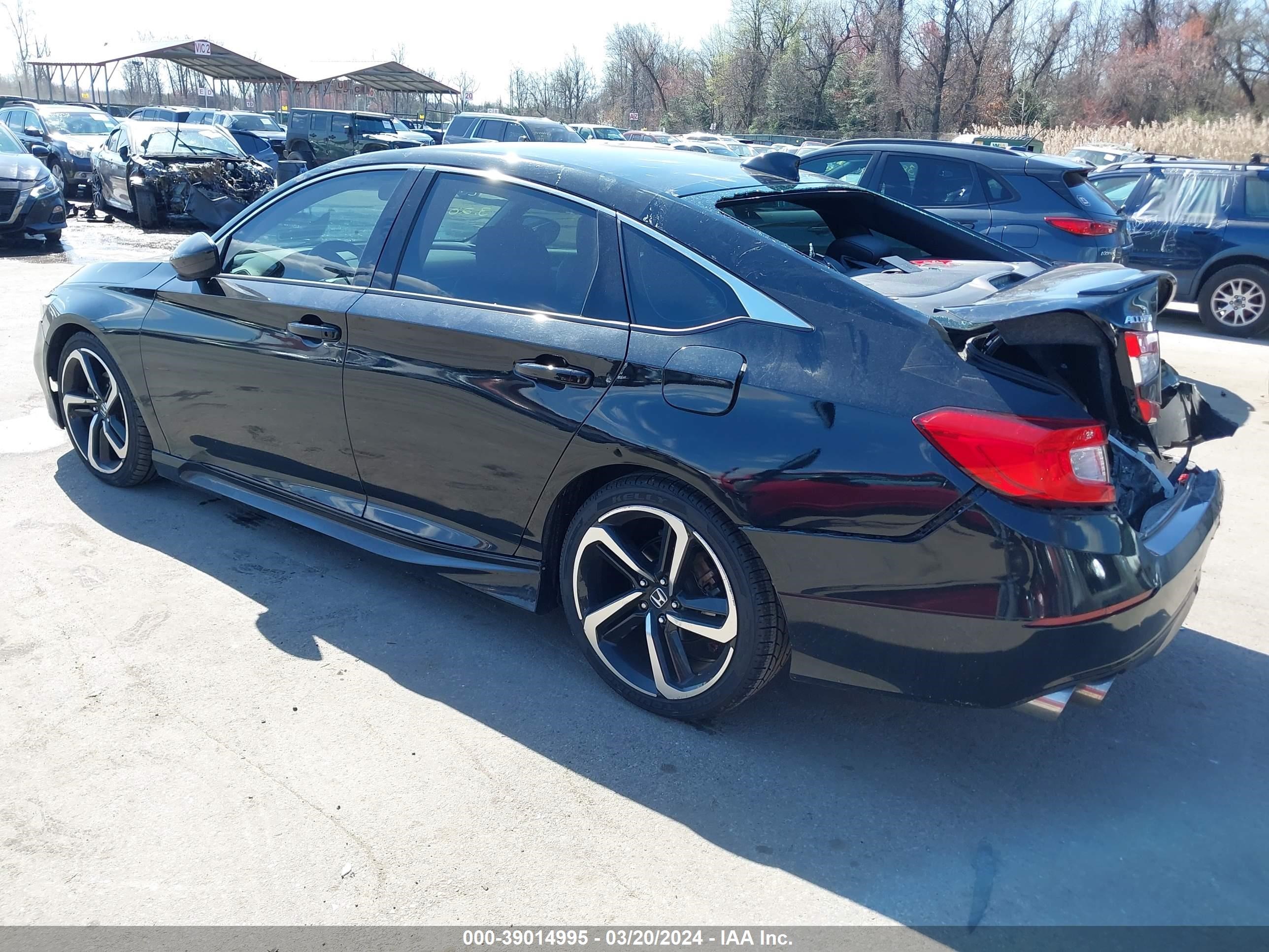 Photo 2 VIN: 1HGCV1F36KA072437 - HONDA ACCORD 