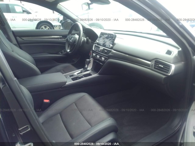 Photo 4 VIN: 1HGCV1F36KA159402 - HONDA ACCORD SEDAN 