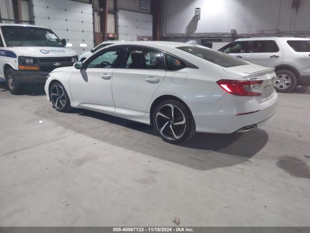 Photo 2 VIN: 1HGCV1F36LA025605 - HONDA ACCORD 