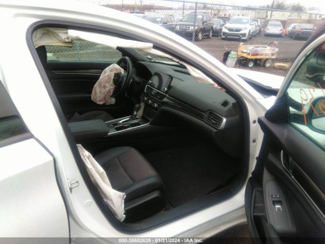 Photo 4 VIN: 1HGCV1F36LA143914 - HONDA ACCORD 