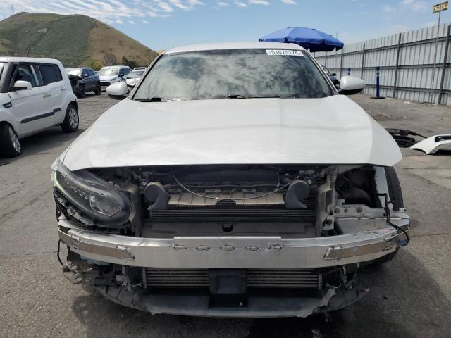 Photo 4 VIN: 1HGCV1F37JA009815 - HONDA ACCORD 