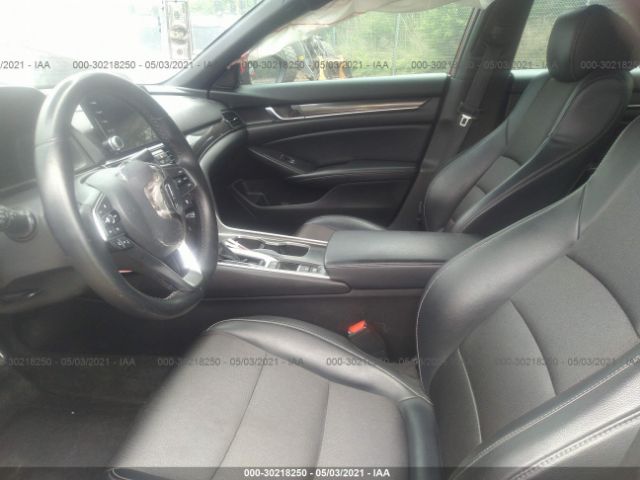 Photo 4 VIN: 1HGCV1F37JA054673 - HONDA ACCORD SEDAN 