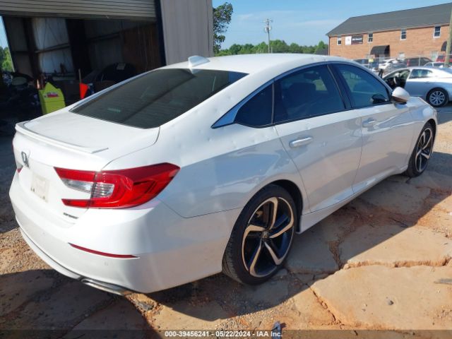 Photo 3 VIN: 1HGCV1F37JA088032 - HONDA ACCORD 