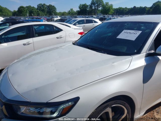 Photo 5 VIN: 1HGCV1F37JA088032 - HONDA ACCORD 