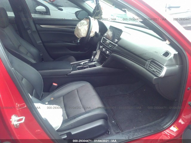 Photo 4 VIN: 1HGCV1F37JA163571 - HONDA ACCORD SEDAN 