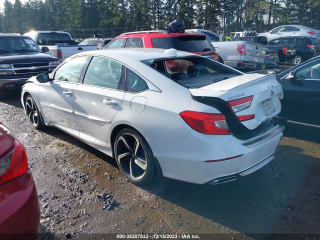 Photo 2 VIN: 1HGCV1F37JA174585 - HONDA ACCORD 