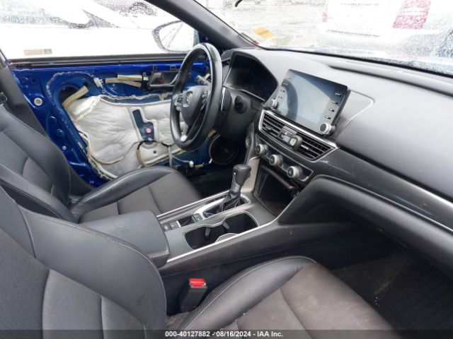 Photo 4 VIN: 1HGCV1F37JA180130 - HONDA ACCORD 