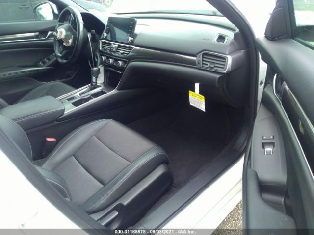 Photo 4 VIN: 1HGCV1F37JA207889 - HONDA ACCORD SEDAN 