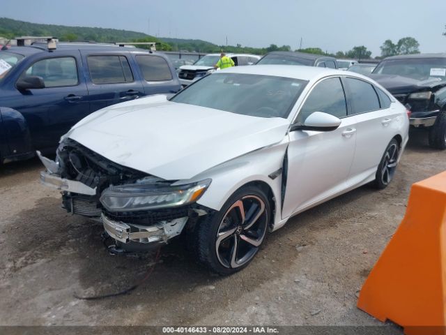 Photo 1 VIN: 1HGCV1F37JA260656 - HONDA ACCORD 