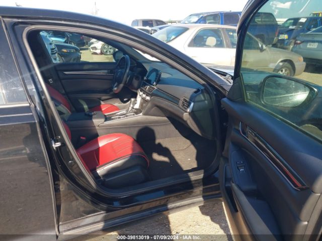 Photo 4 VIN: 1HGCV1F37KA035235 - HONDA ACCORD 