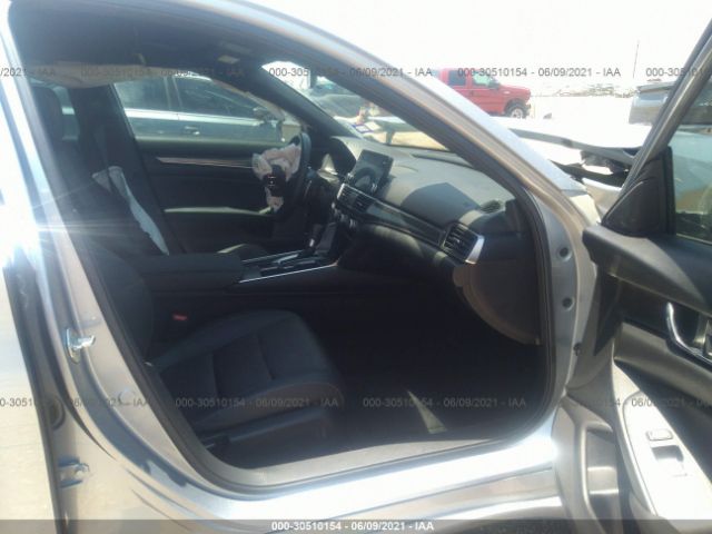 Photo 4 VIN: 1HGCV1F37KA036952 - HONDA ACCORD SEDAN 