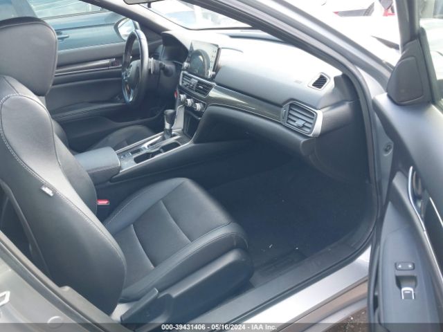 Photo 4 VIN: 1HGCV1F37KA041763 - HONDA ACCORD 