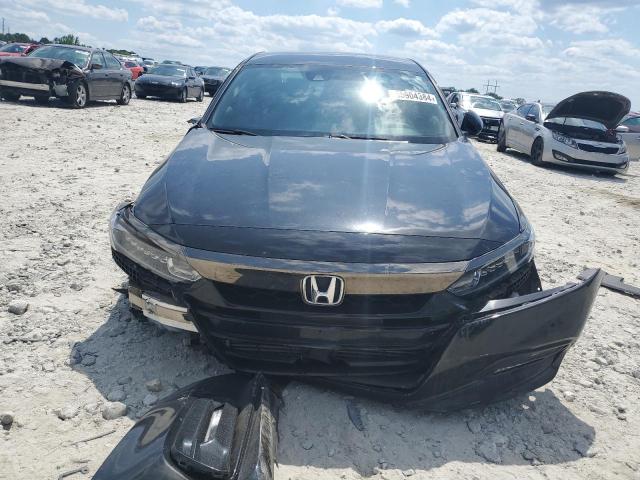 Photo 4 VIN: 1HGCV1F37KA064587 - HONDA ACCORD 