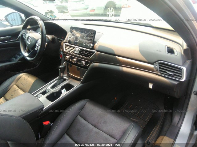 Photo 4 VIN: 1HGCV1F37KA169274 - HONDA ACCORD SEDAN 