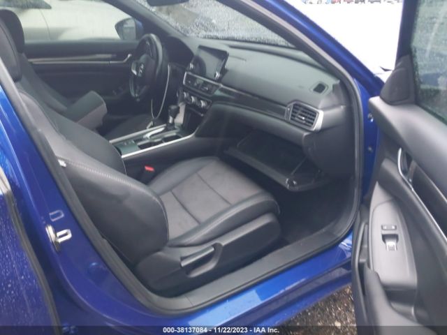 Photo 4 VIN: 1HGCV1F37LA124028 - HONDA ACCORD 