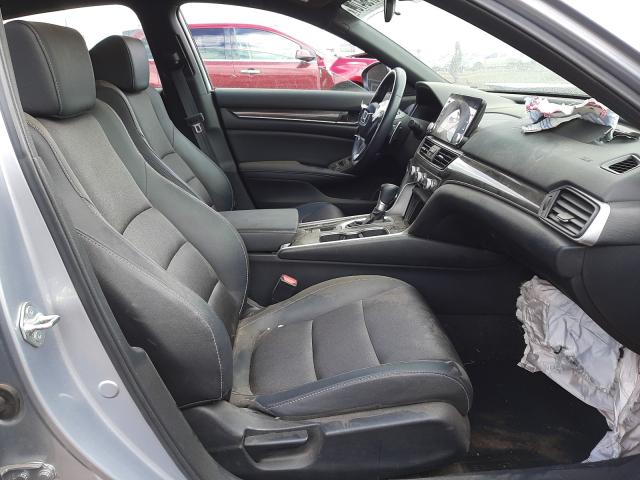 Photo 4 VIN: 1HGCV1F37LA136597 - HONDA ACCORD 