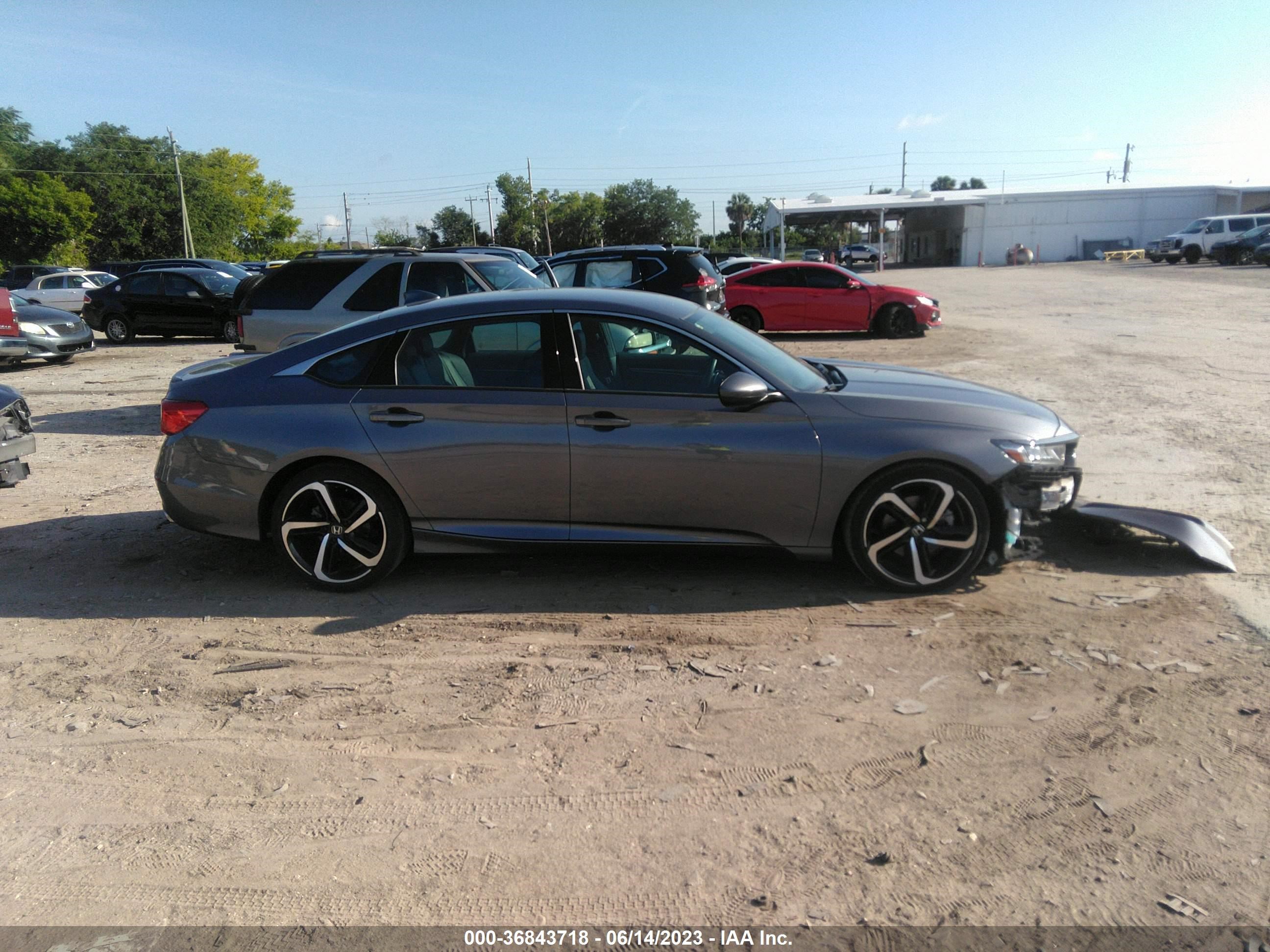 Photo 12 VIN: 1HGCV1F37LA148765 - HONDA ACCORD 