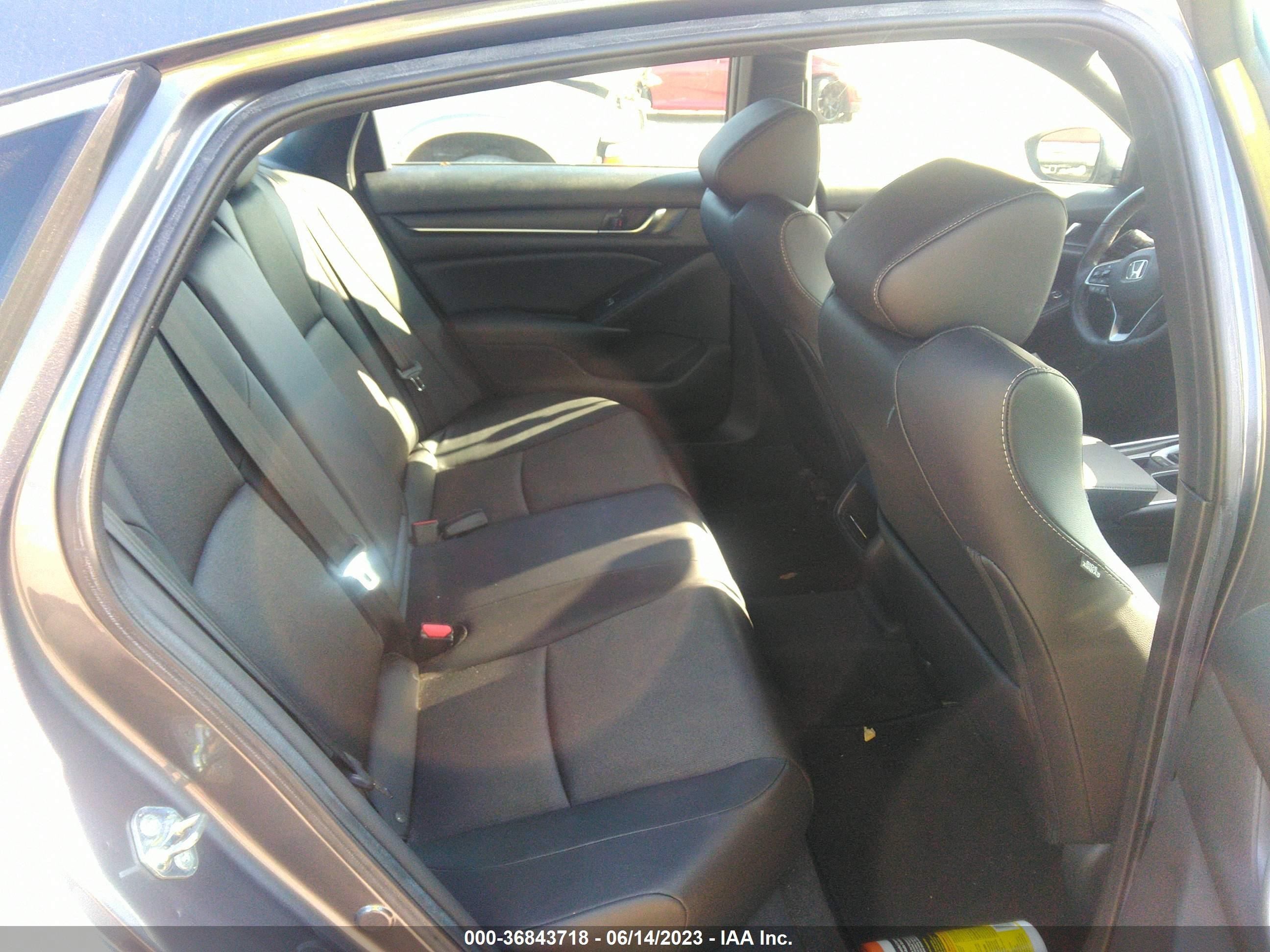 Photo 7 VIN: 1HGCV1F37LA148765 - HONDA ACCORD 