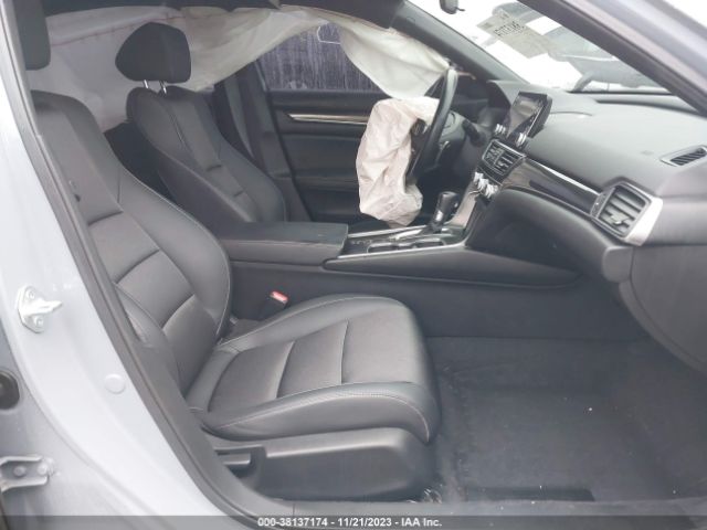 Photo 4 VIN: 1HGCV1F37MA102208 - HONDA ACCORD 