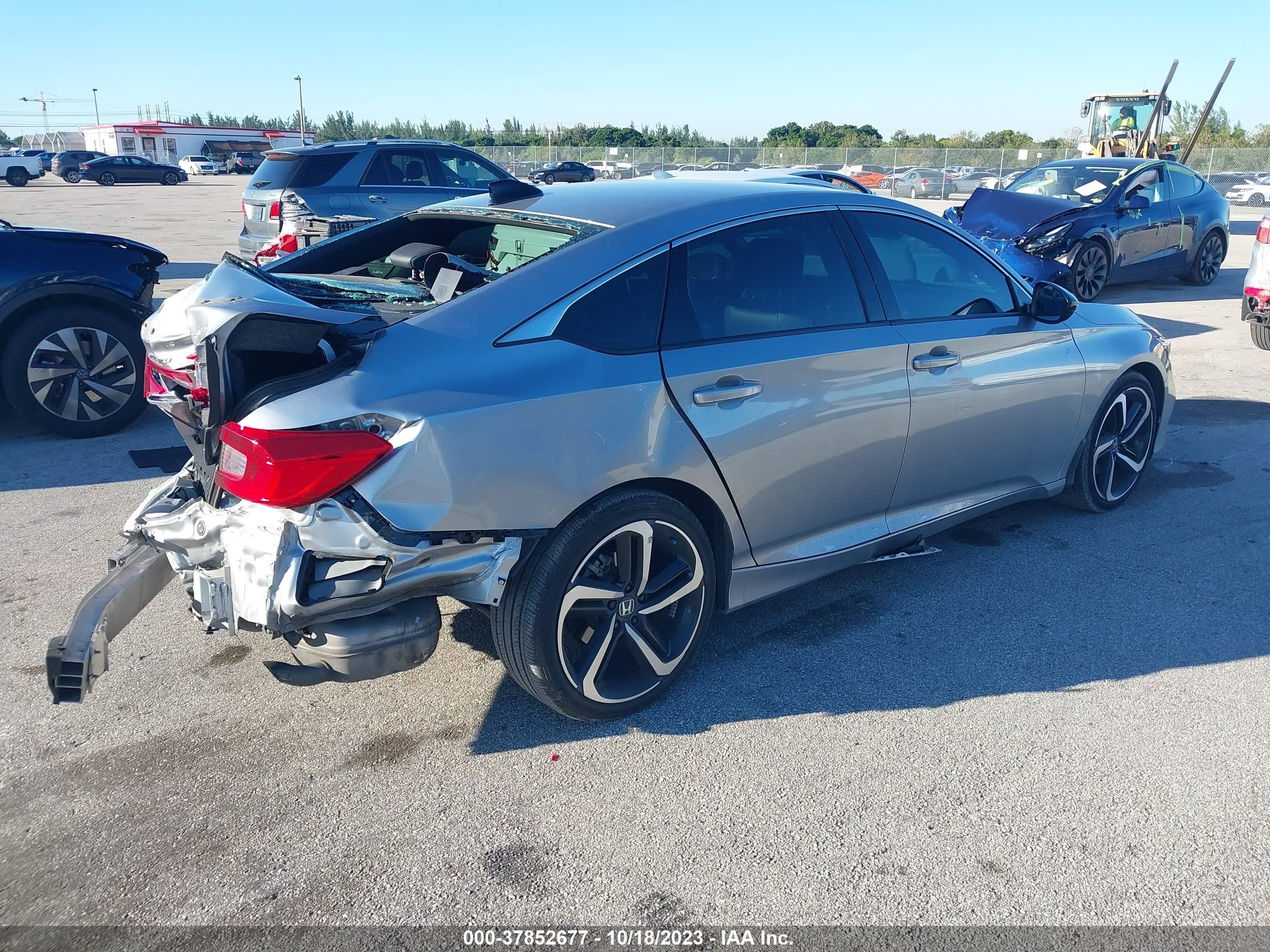 Photo 3 VIN: 1HGCV1F37NA079661 - HONDA ACCORD 