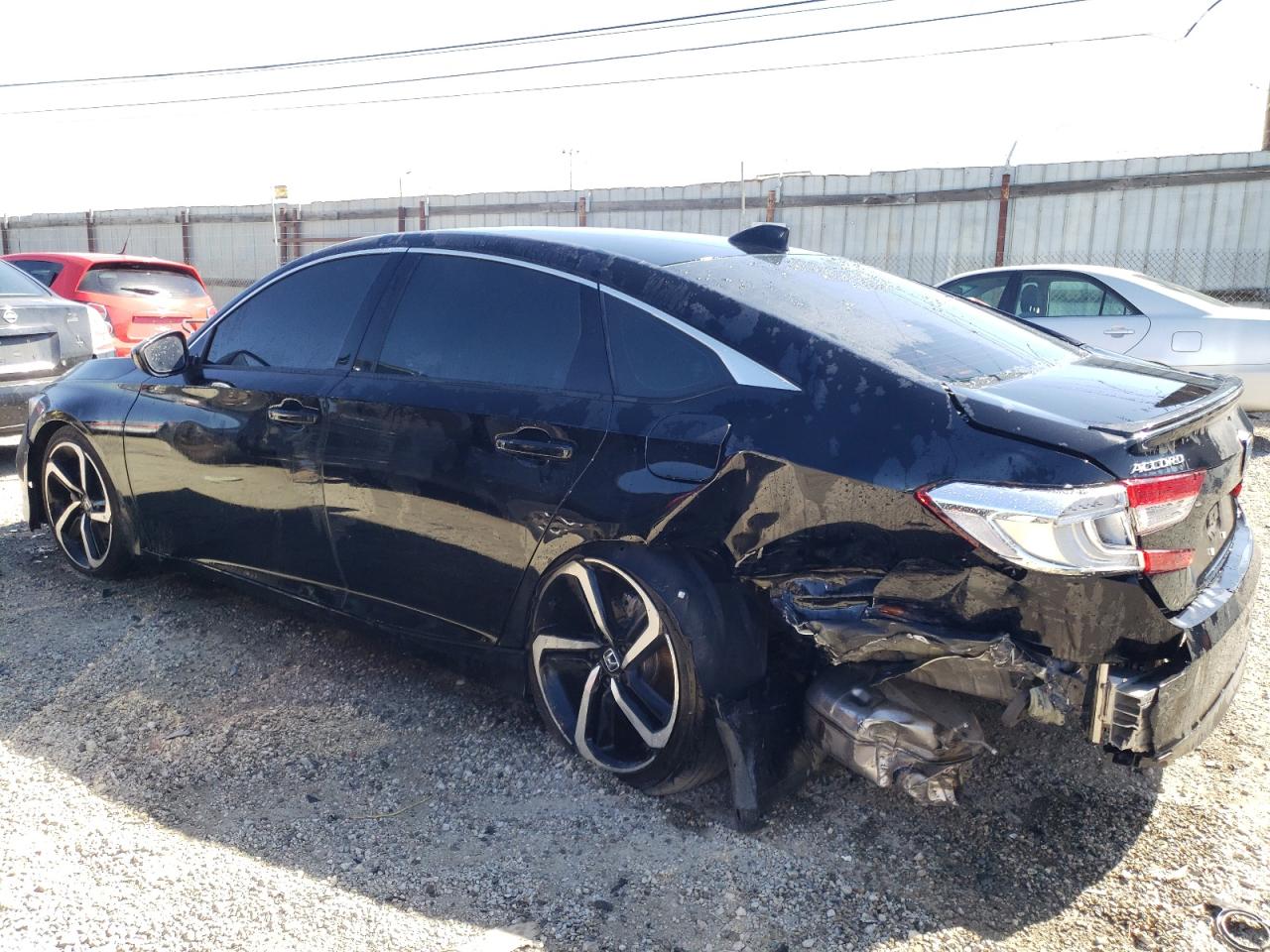 Photo 1 VIN: 1HGCV1F37NA086660 - HONDA ACCORD 