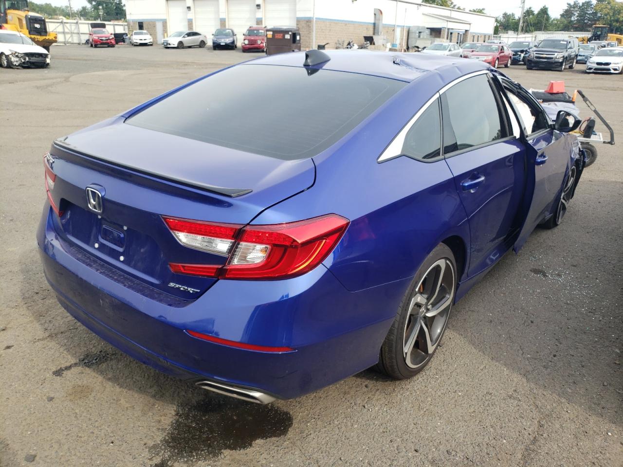 Photo 2 VIN: 1HGCV1F37NA123688 - HONDA ACCORD 