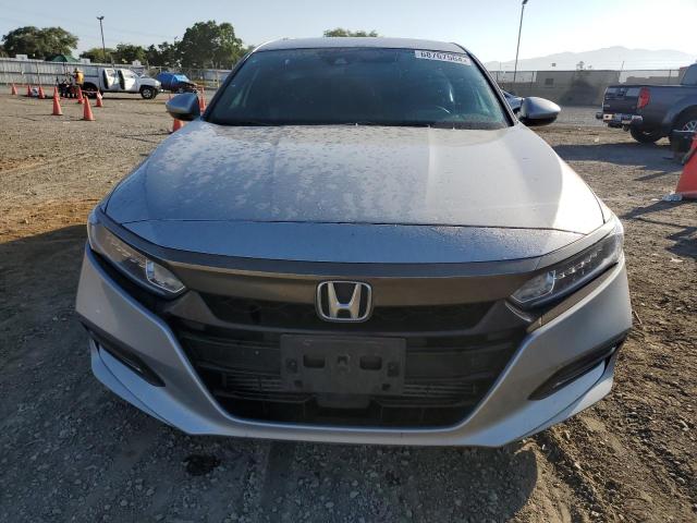 Photo 4 VIN: 1HGCV1F38JA191072 - HONDA ACCORD 